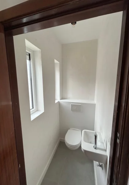 Torhoutweg Toilet inkom na
